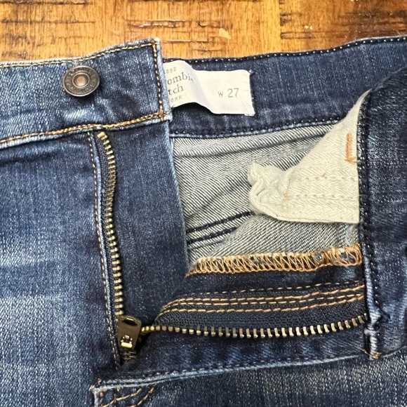 Abercrombie & Fitch Distressed Denim Shorts - Picture 6 of 12
